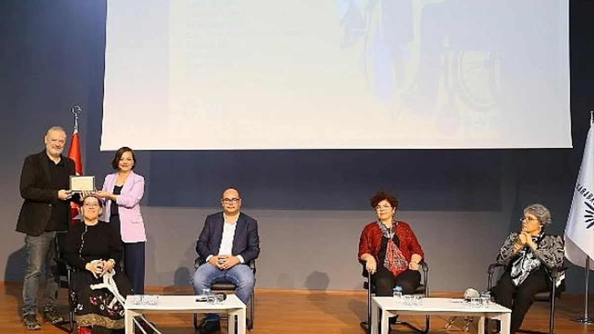 Karabağlar'da "Engelsiz Gelecek" için bir araya geldiler