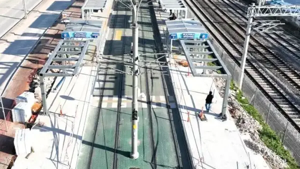 Kocaeli'de tramvay uzatılıyor...