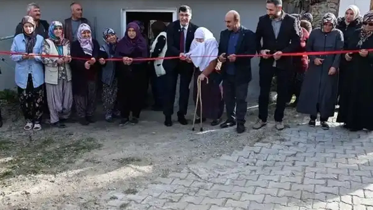 Kütahya Kumarı Mahalle Fırını hizmete açıldı