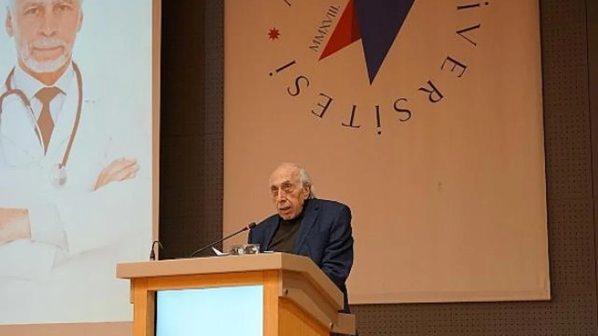 Prof. Dr. Selçuk Erez'den geleceğin hekimlerine tavsiye