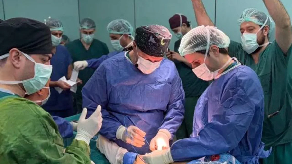 DEÜ’de menisküs cerrahisinde Türkiye’de bir ilk gerçekleşti