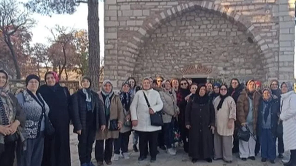 Manisalı Kadınlar, Adım Adım Kulayı Gezdi