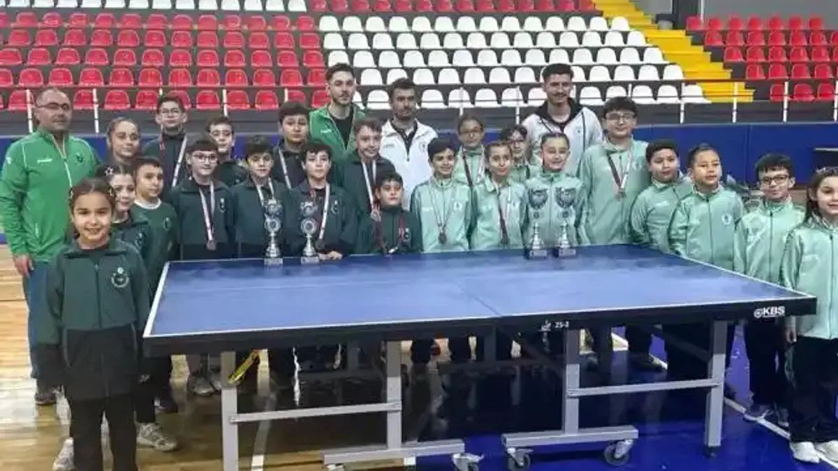 Konya Karatay Belediyespor'dan çifte başarı