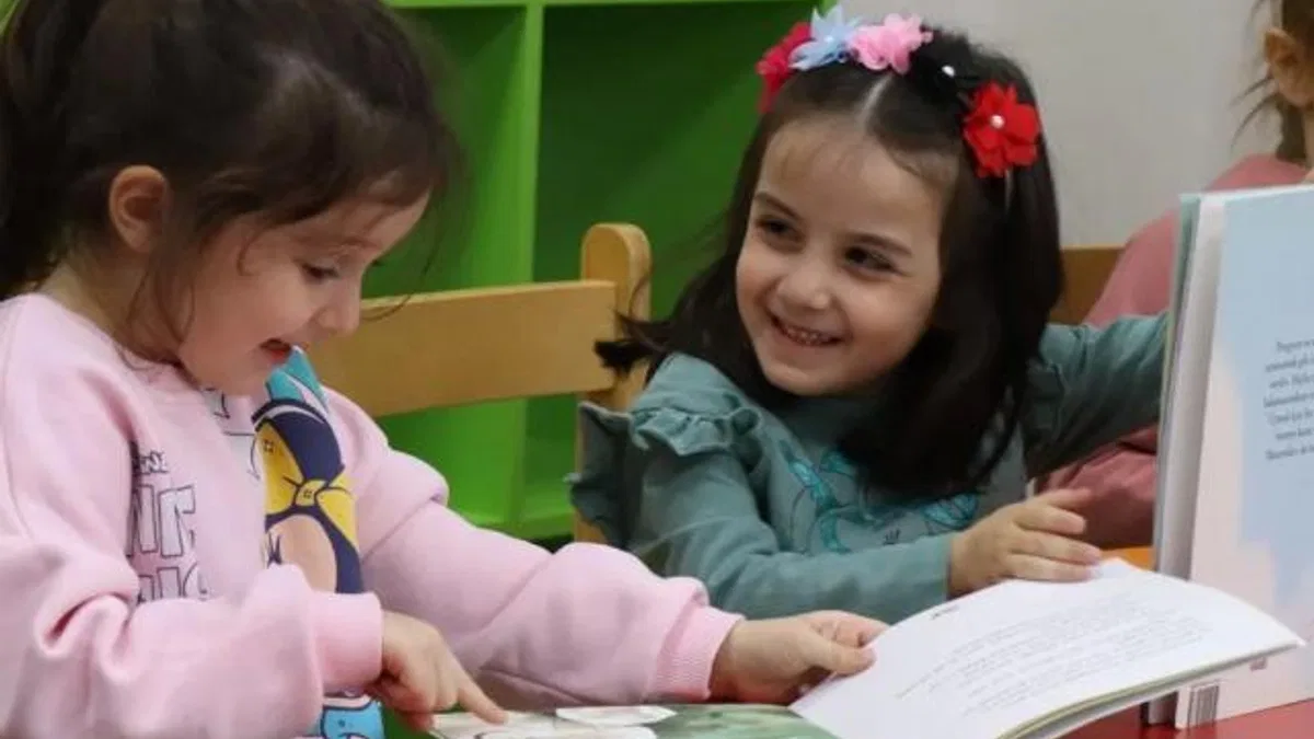 Kocaeli İzmit'te çocuklara kitap sevgisi aşılanmaya devam ediyor