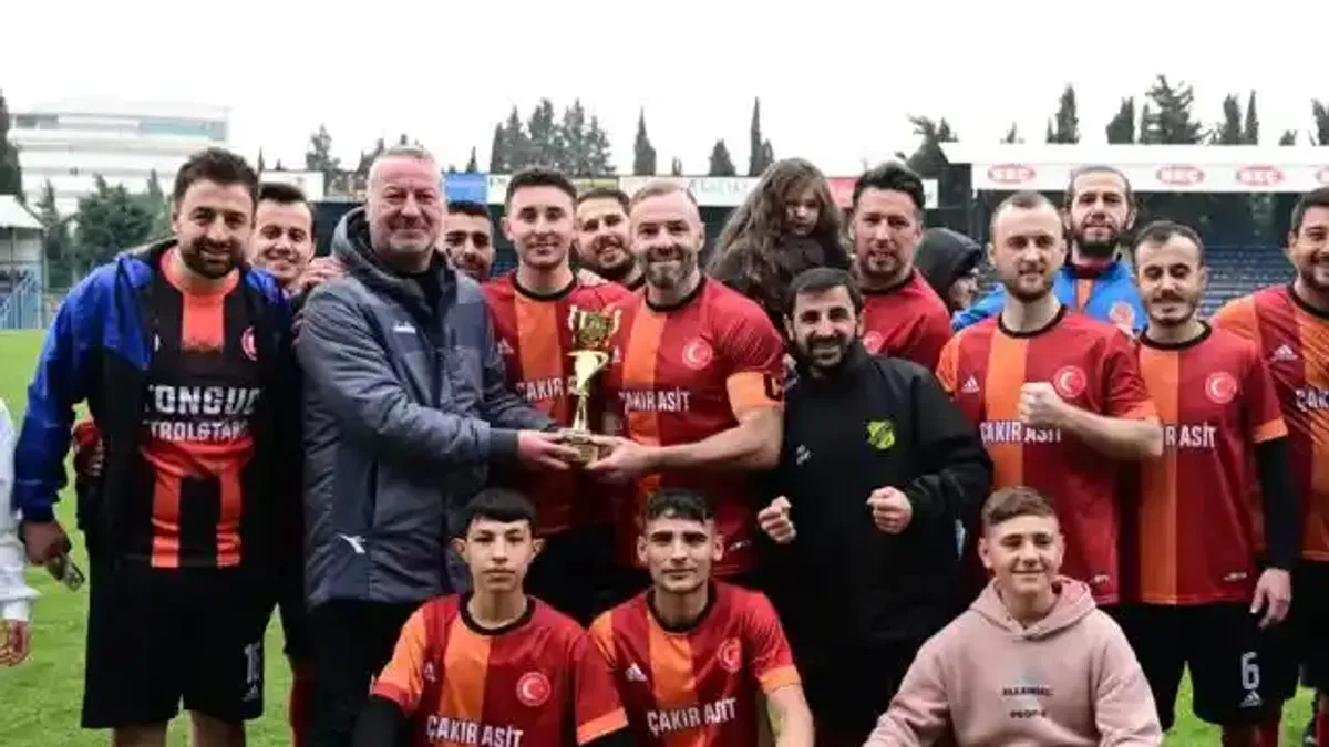 Ortasarıbey ‘Köyler Arası Futbol Turnuvası’ şampiyonu oldu