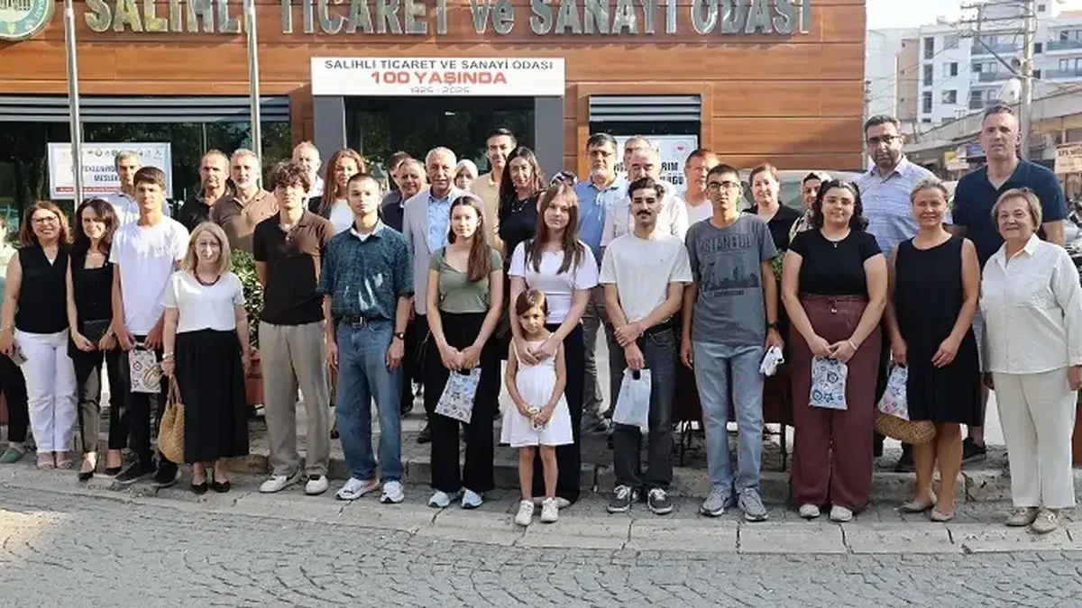 Salihli TSO, başarılı öğrencileri ödüllendirdi