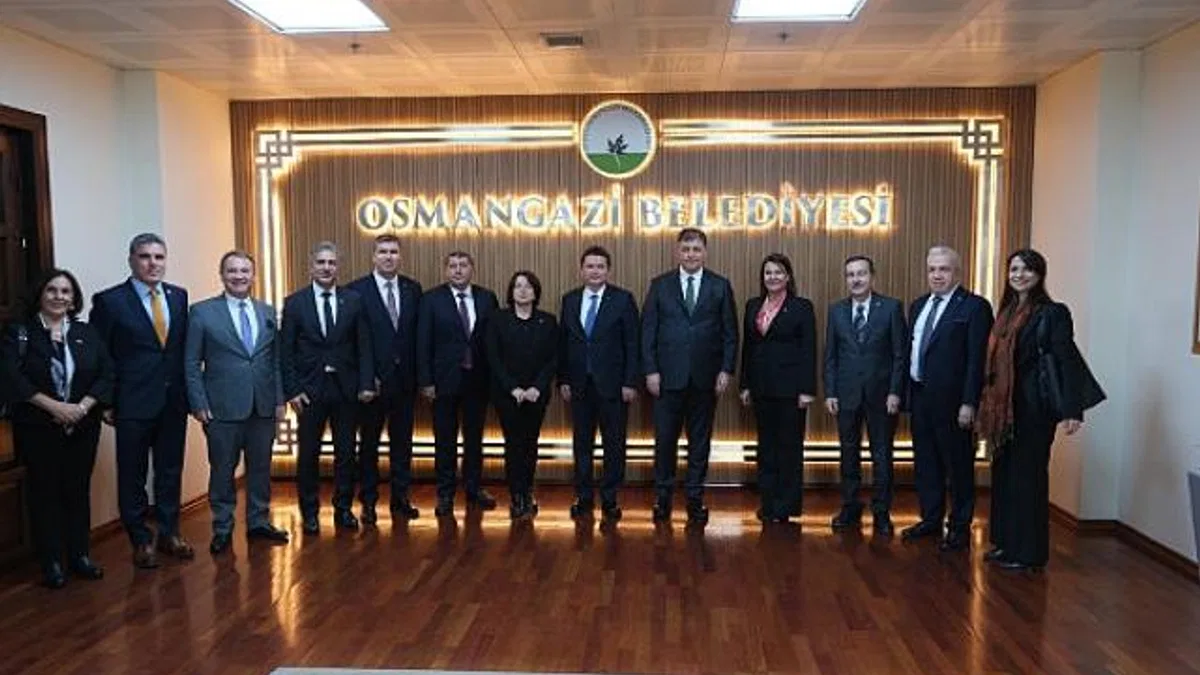 Başkan Tugay'dan iklim krizine karşı "vites yükseltelim" mesajı