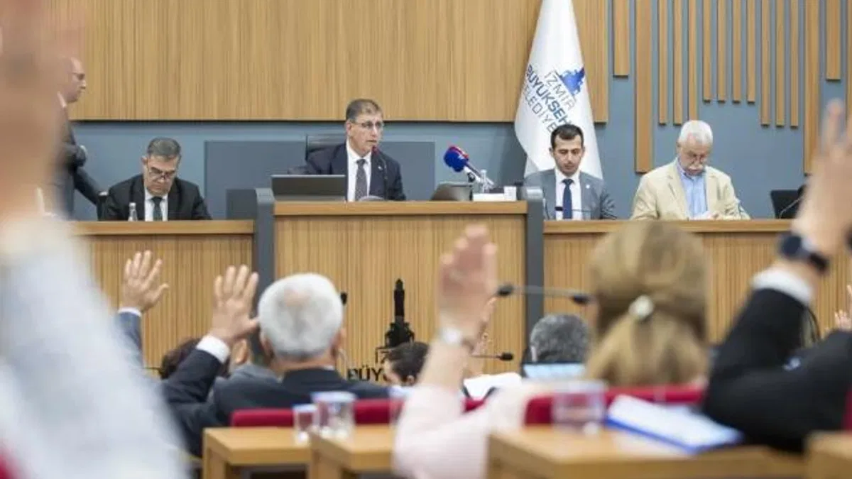 İZBAN’da indirim, ulaşımda “Genç Tarife” dönemi başlıyor