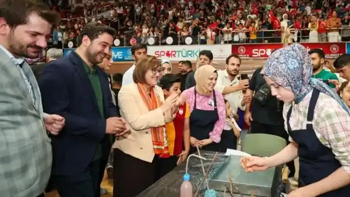 Gaziantep’te 55 bin öğrenciyle yaz olimpiyatlarına veda