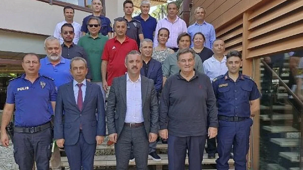 Arena Aquachallenge Yüzme Şampiyonası'na doğru