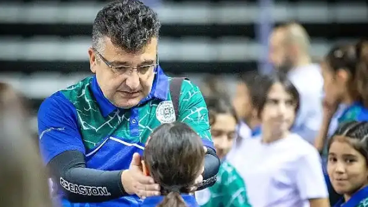 Büyükşehir Okçuları'ndan Büyük Başarı "U-13 Takımı Türkiye Şampiyonu"