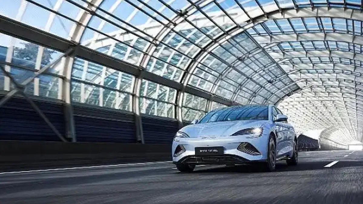 BYD'nin Elektrikli Sportif Sedanı SEAL, Türkiye'ye Özel Üretilen 160 kW'lık Versiyonuyla Yollara Çıkıyor