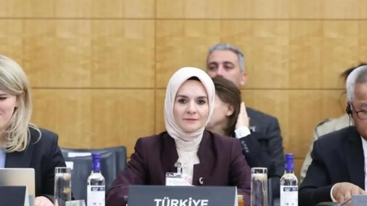 OECD'de Bakan Göktaş'tan 'Aile' vurgusu