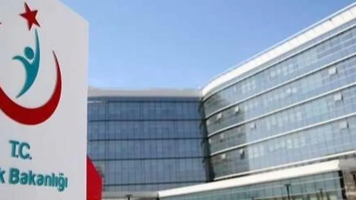 Sağlık Bakanlığı duyurdu... Seyahat gemisindeki 3 Türk vatandaşı karantinada