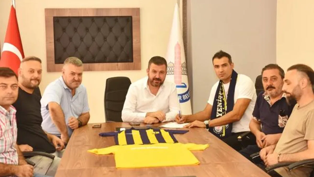 Yenişehir Belediyespor’da milli transfer