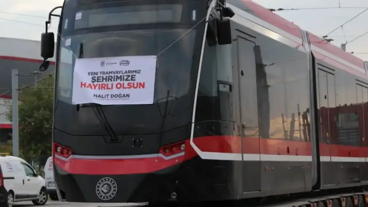 Samsun’da raylı sistem filosu güçleniyor