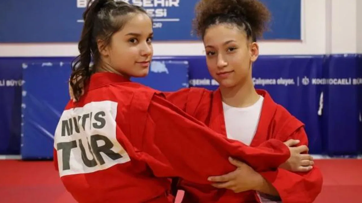 Kağıtsporlu Ceylin ve Kardelen judoda istikbal vadediyor
