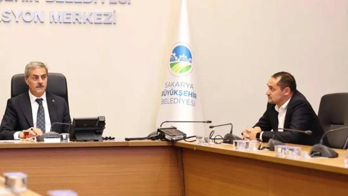 Sakarya'da Başkan Alemdar antrenörlerle buluştu