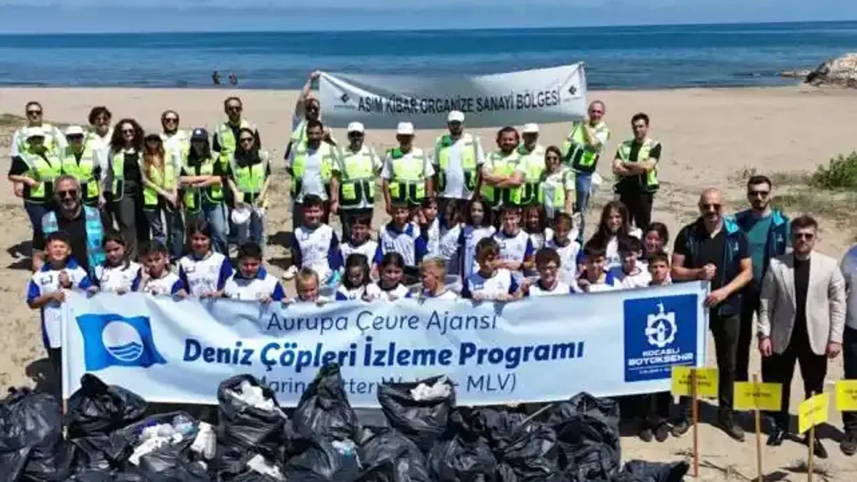 Kocaeli'de deniz ve kıyı temizliğinde durmak yok