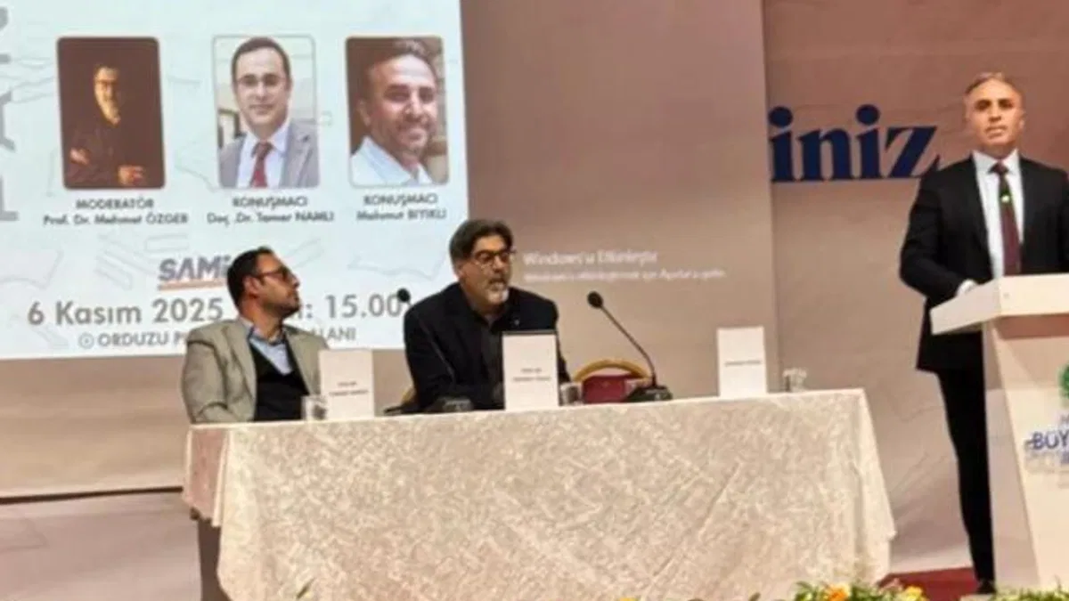 Malatya Kitap Fuarı'nda Yavuz Bülent Bakiler konuşuldu