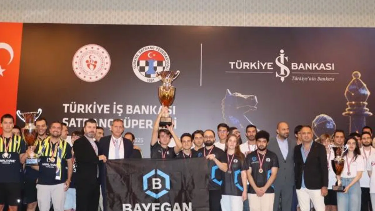Satranç Süper Ligi'nde yine şampiyon oldu