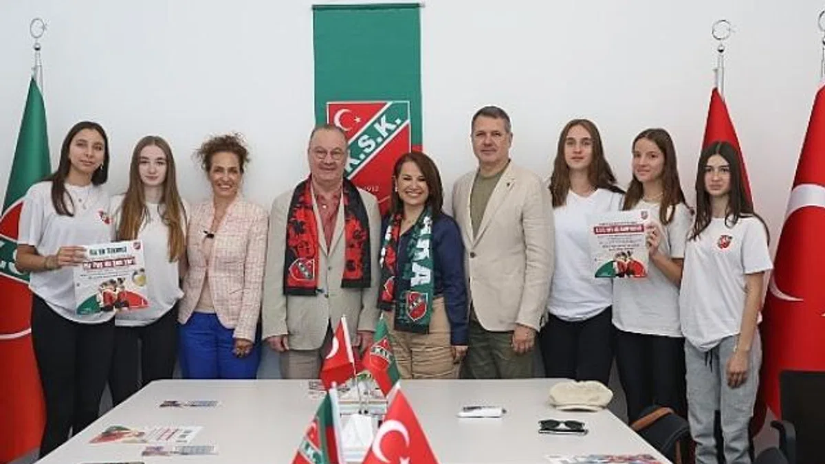 Karşıyaka'dan Türkiye'ye örnek iş birliği: HPV Aşı Kampanyası başlıyor!