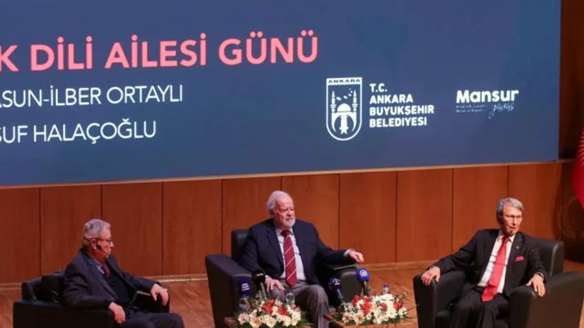 Ankara'da “Dünya Türk Dili Ailesi Günü” paneli