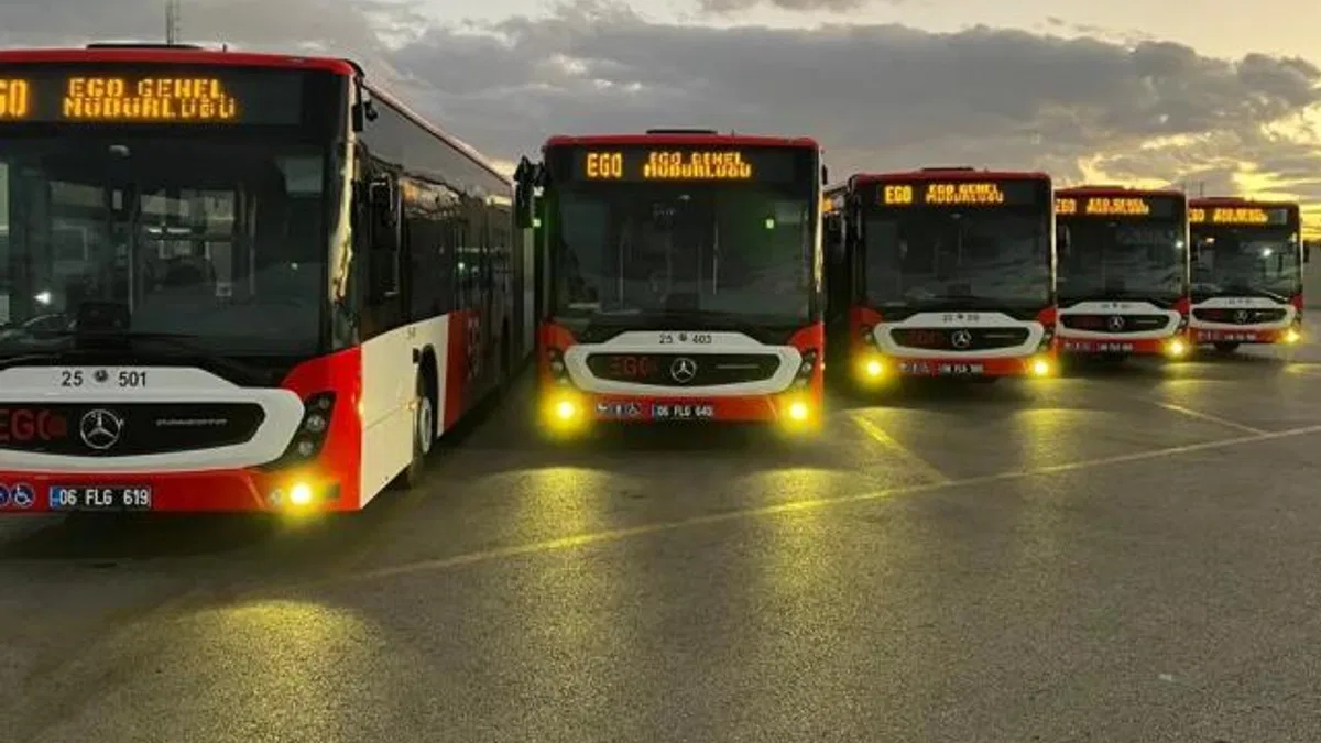 Ankara Büyükşehir'den Başkent'e 5 yeni otobüs