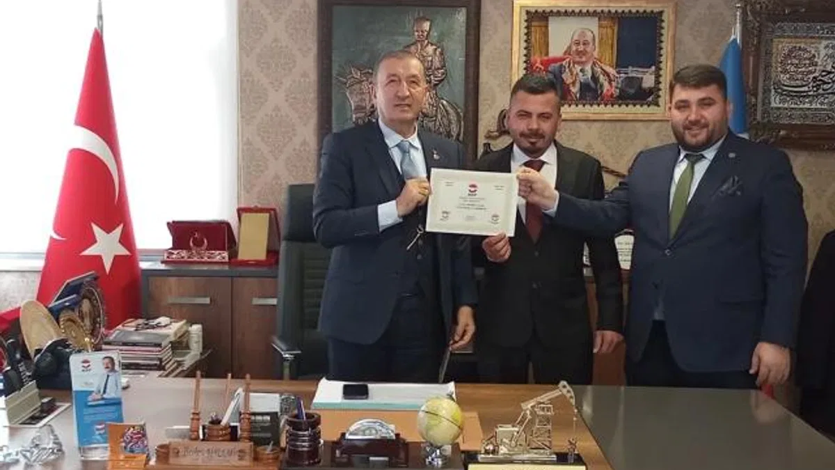 Anadolu Birliği Partisi'nde görev değişimi!
