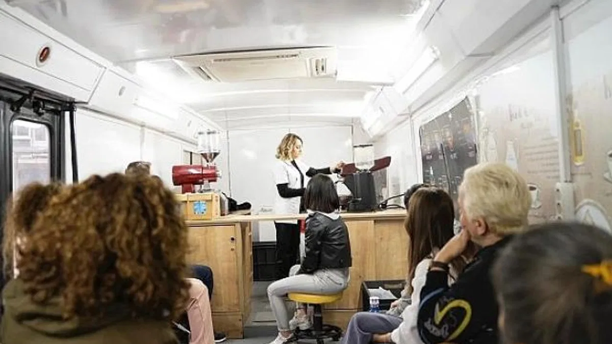 "Mobil Barista" otobüsünün yeni rotası gençlik merkezleri