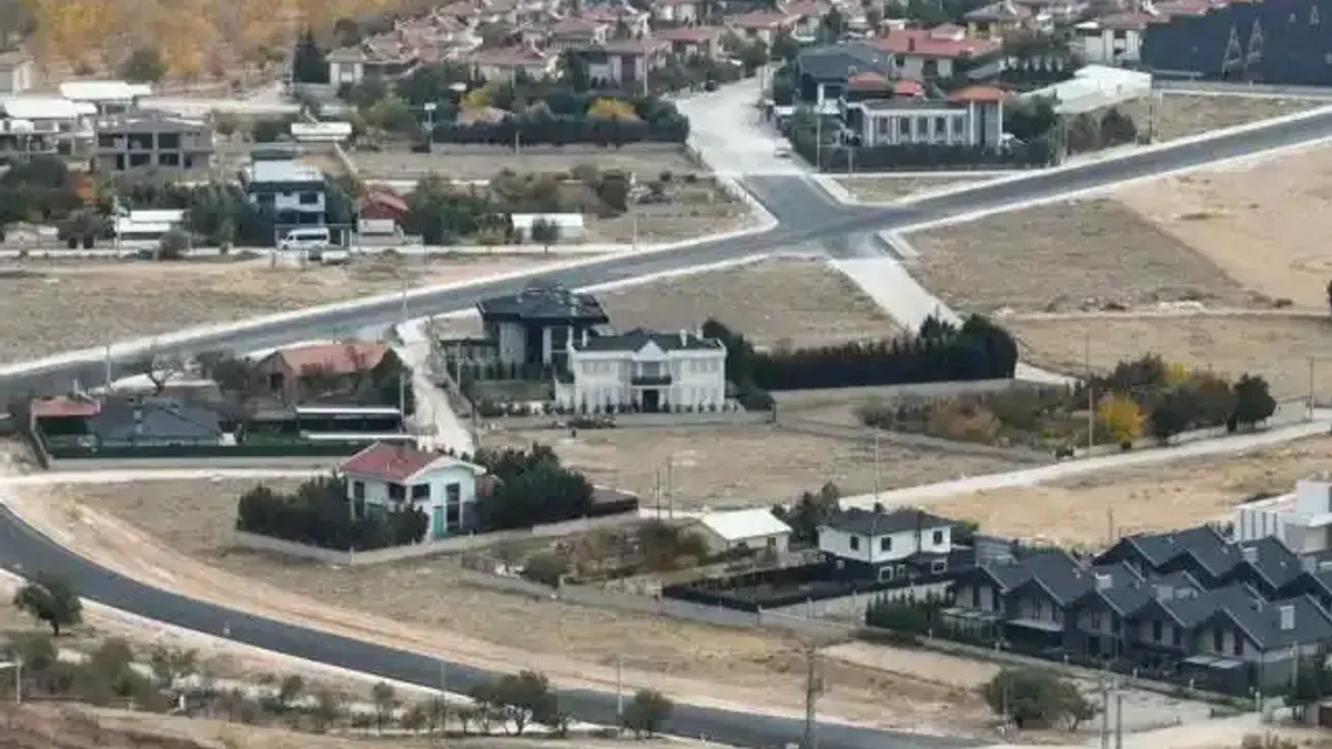 Selçuklu’da 40 bin metrekarelik alana asfalt