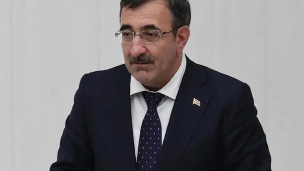 Cevdet Yılmaz: Yavaşlama dezenflasyonu destekliyor