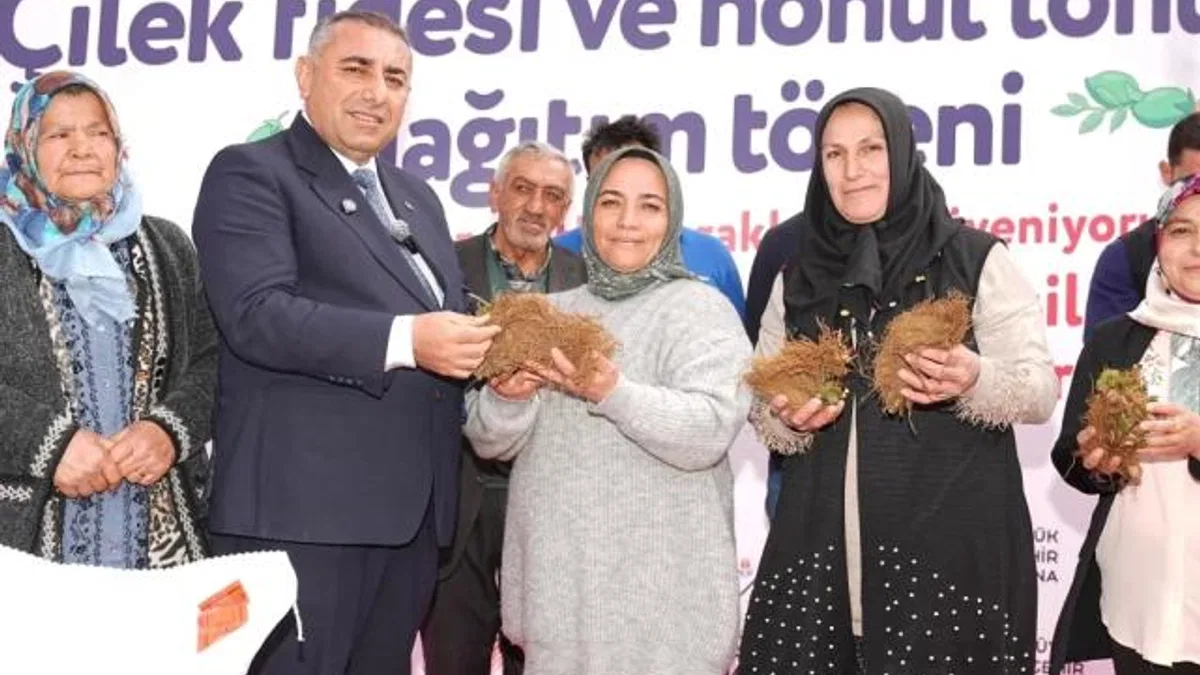 Adanalı üreticiye Büyükşehir'den tam destek
