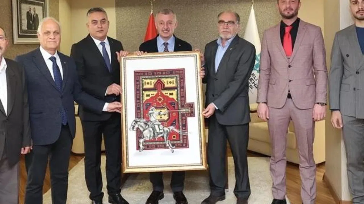 Kocaeli'de Başkan Büyükakın’a STK’lardan ziyaret akını