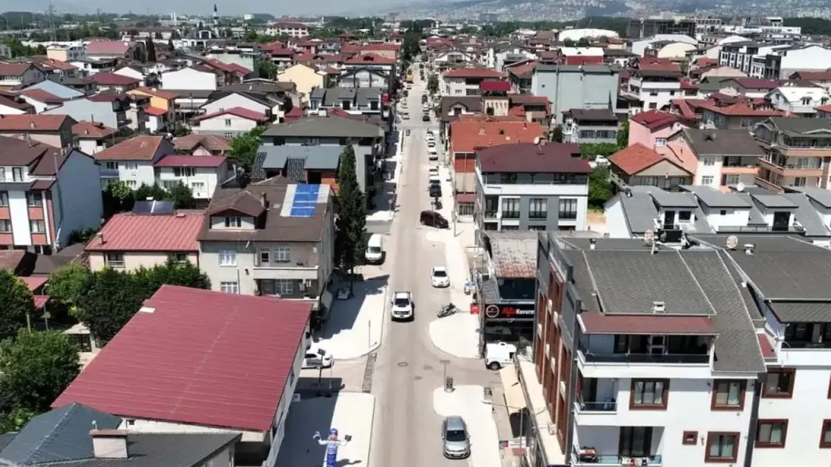 Kartepe’de 3 mahallenin yolları yenileniyor