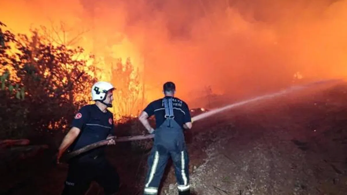 Antalya'da yangınlar kontrol altına alındı