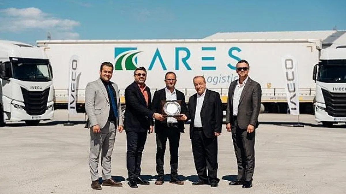 Ares Logistics, 50 Adetlik Iveco S-Way Siparişinin 11 Adetini Teslim Aldı