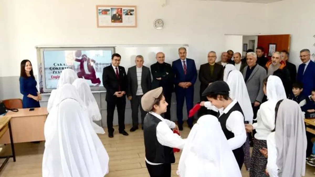 Malatya’da Başkan Er öğrencilerle buluştu