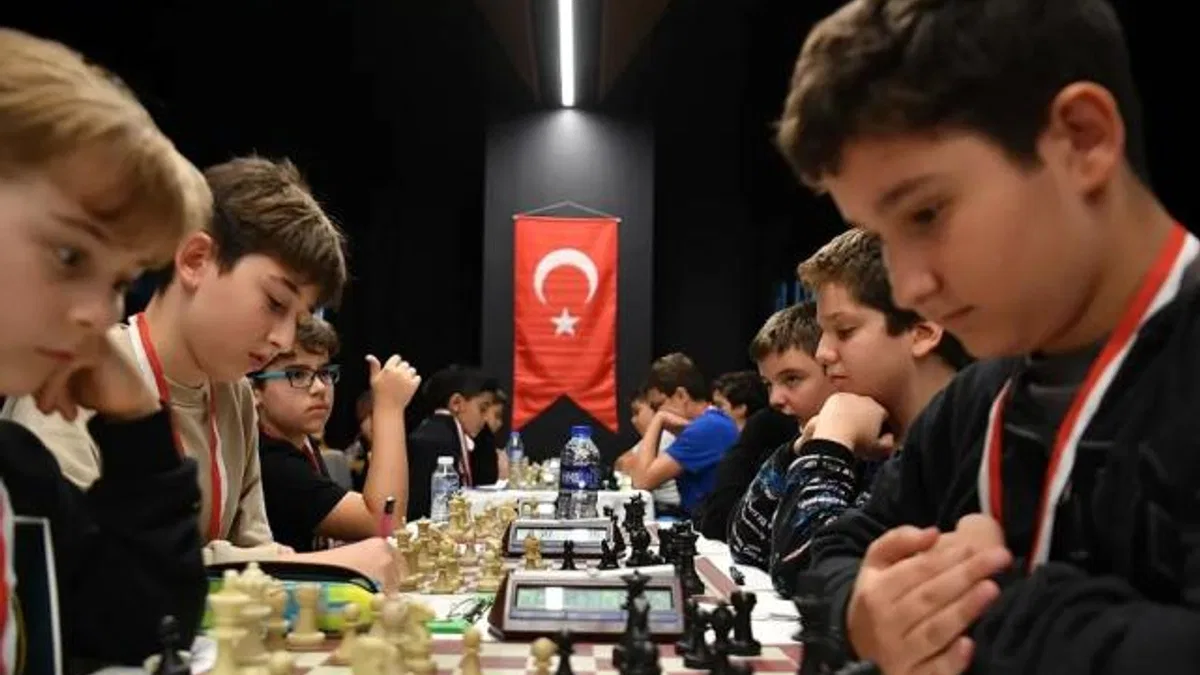 İstanbul Beylikdüzü'nde 29 Ekim'e özel satranç turnuvası