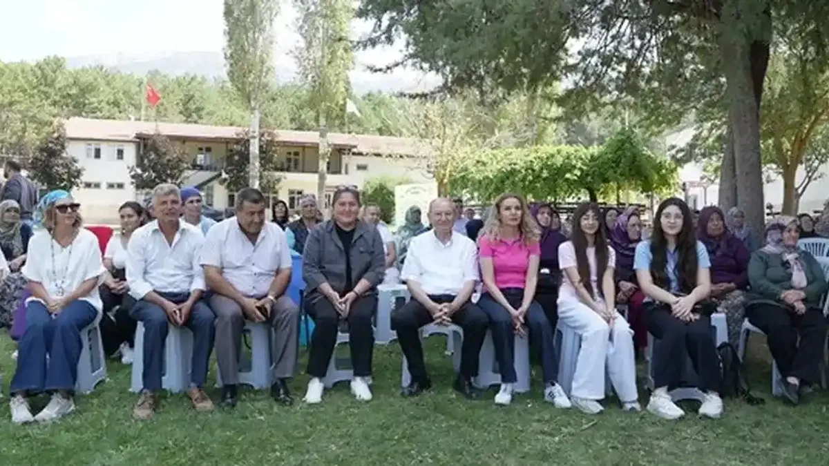 Denizli Kadınları Doğada Güçleniyor