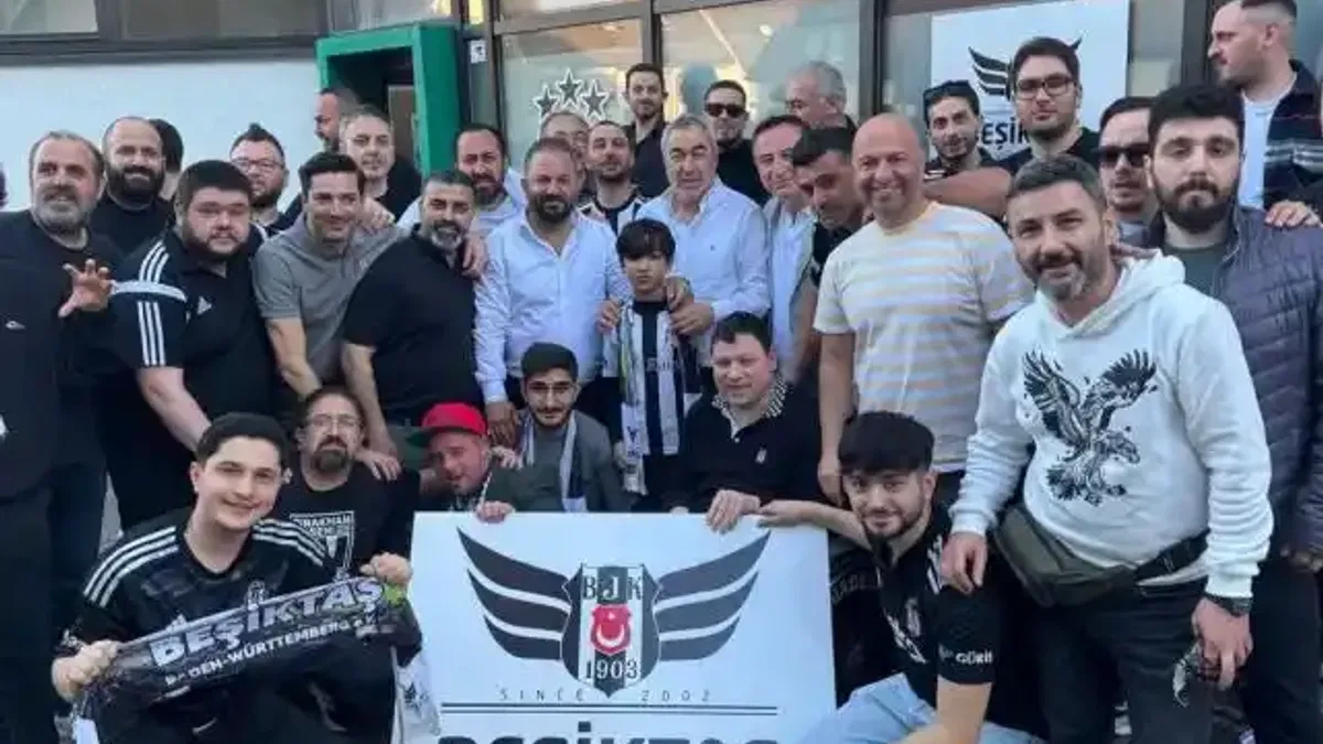 Samet Aybaba Stuttgart'ta taraftarlarla buluştu