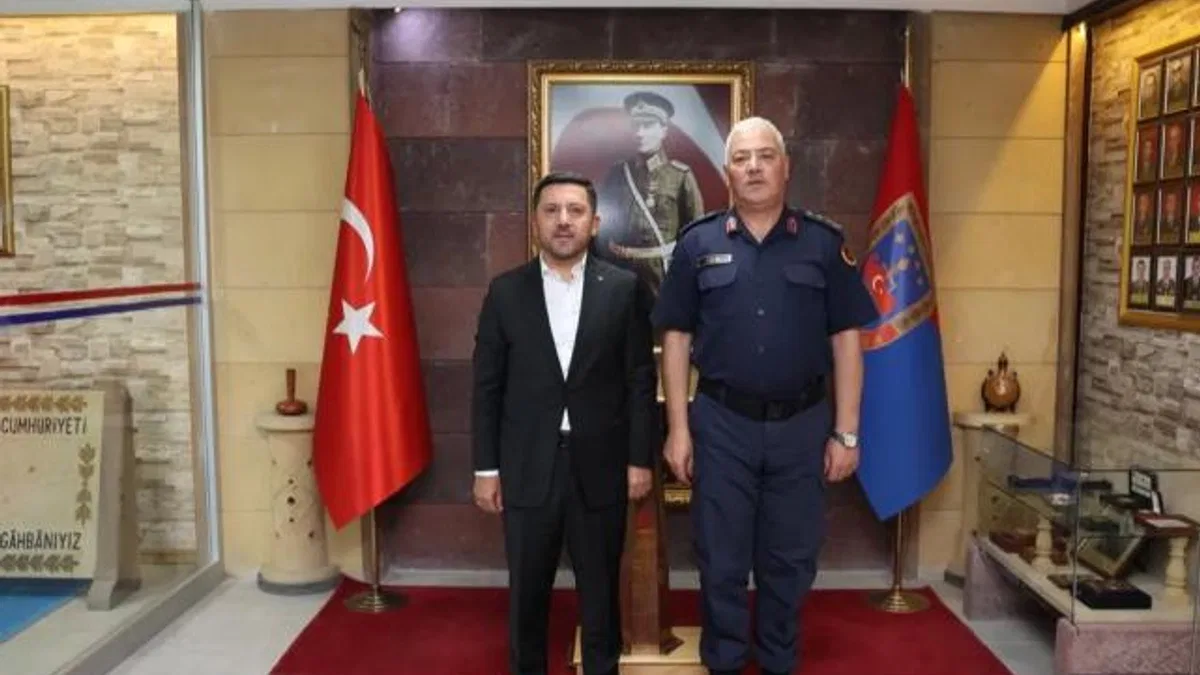 Rasim Arı'dan Albay Çelik'e ziyaret