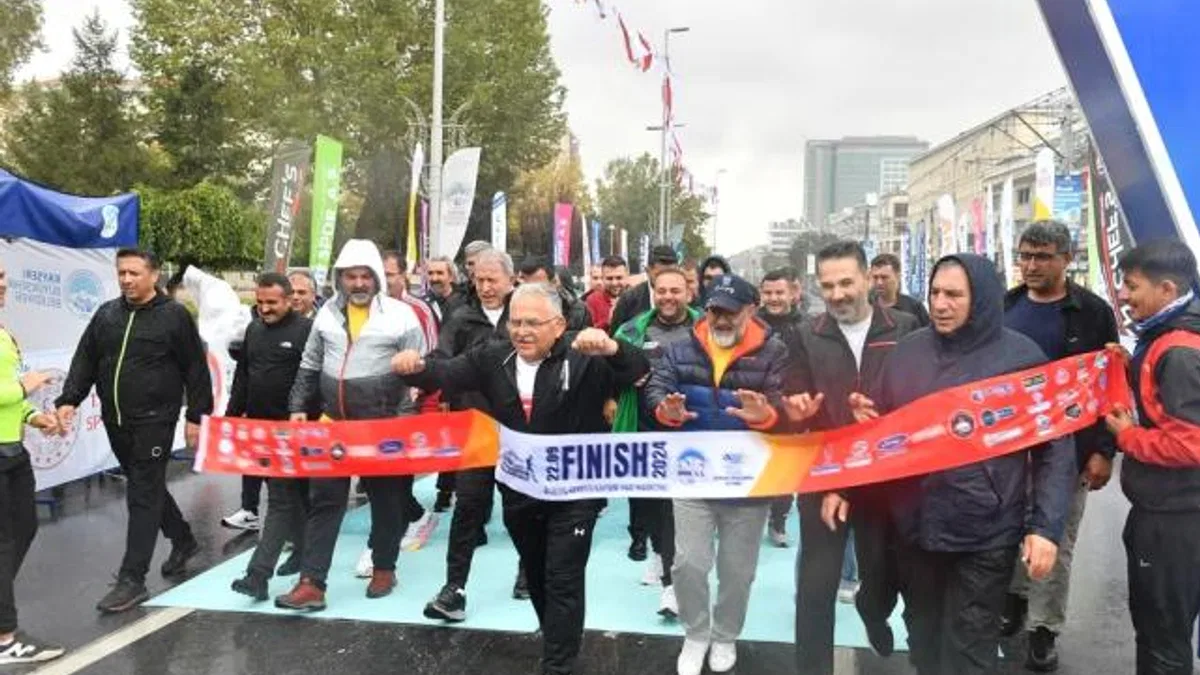 Kayseri'de yarı maraton coşkusu