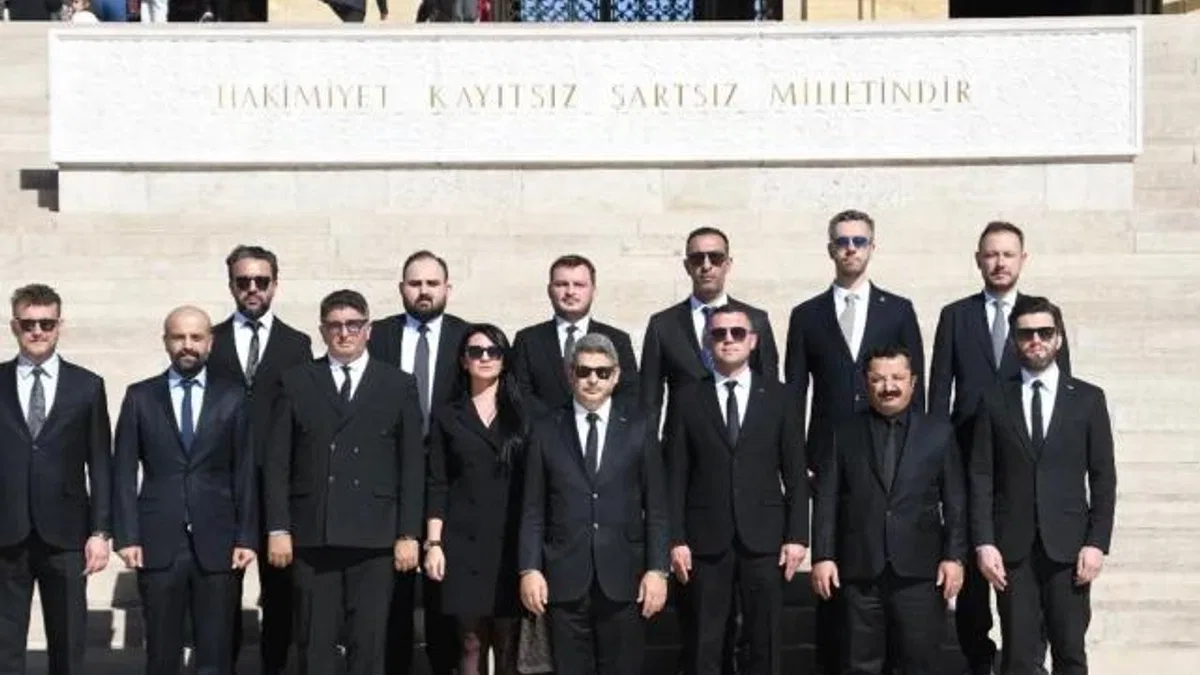 GESİAD'dan Anıtkabir'e ziyaret