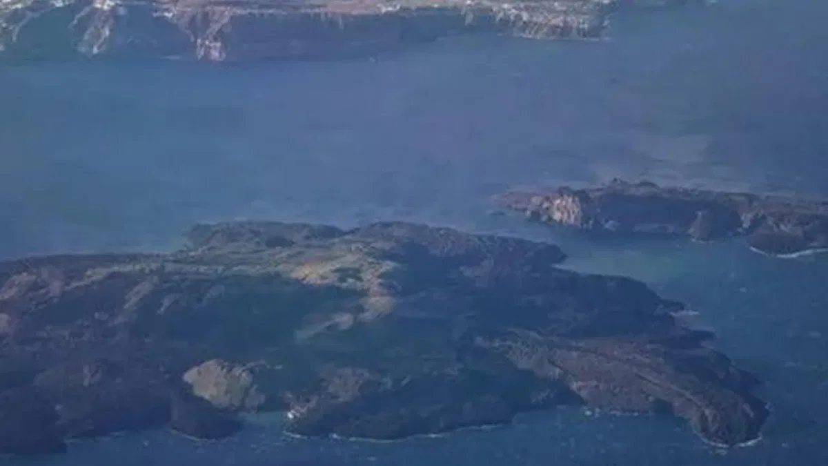 Santorini'deki volkan aktif hale geldi