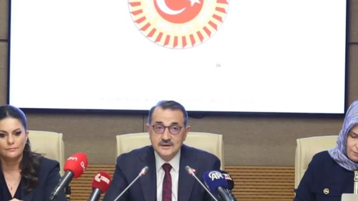 Komisyon beklenen raporu sundu... Türkiye yapay zekâda üreten ve düzenleyen olacak