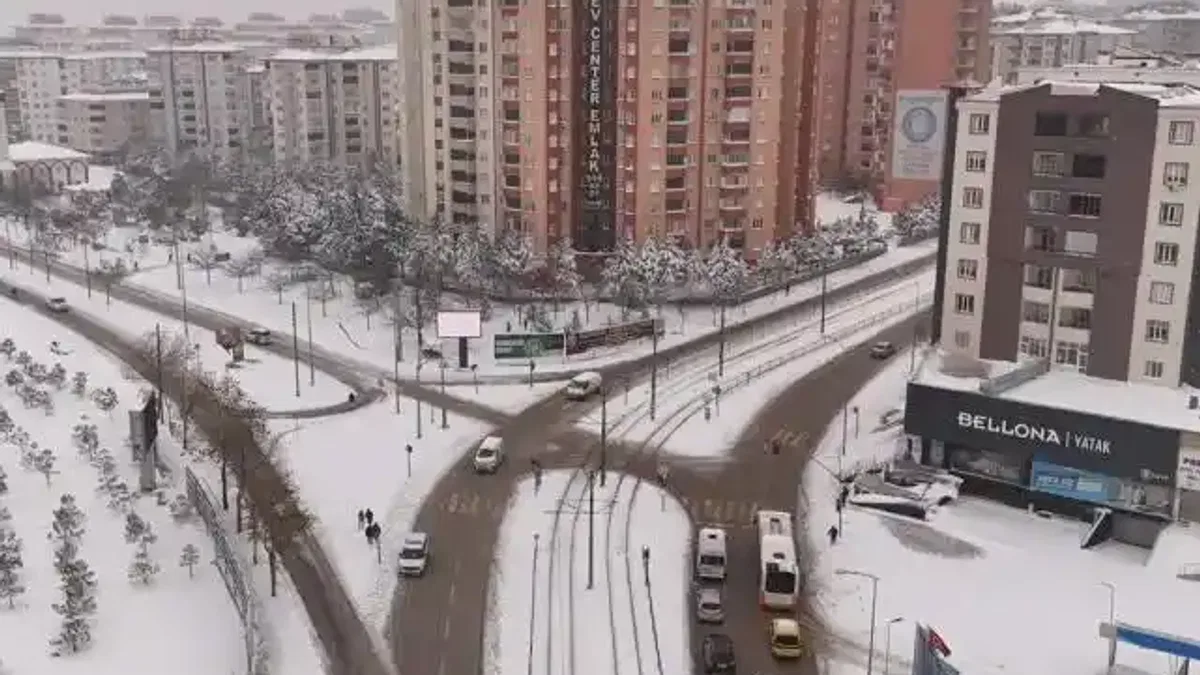 Gaziantep’te karla mücadele seferberliği