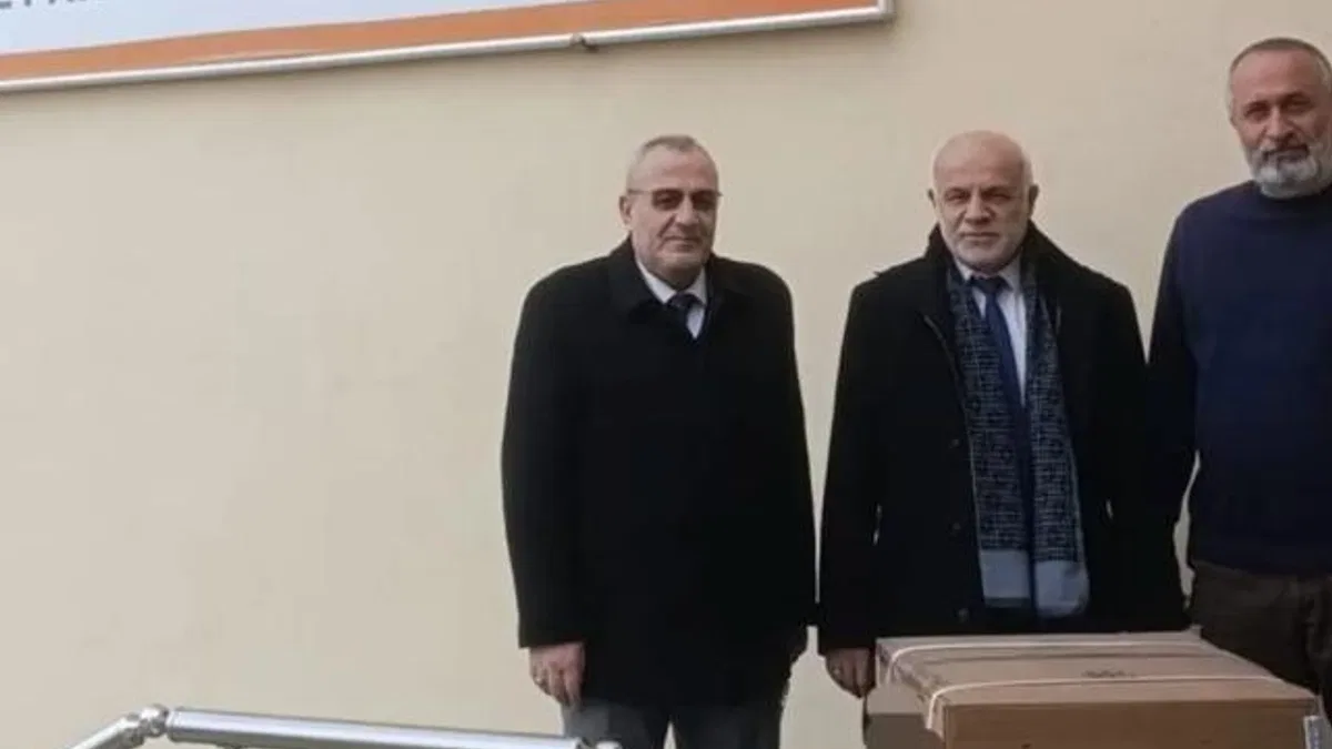 Niğde'de diyabetli öğrencilere "Mini Buzdolabı" desteği
