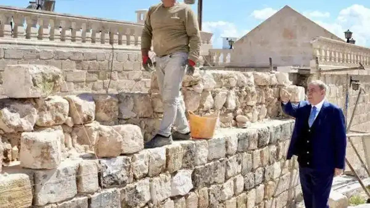 Midyat’ta tarihi doku 'katori' taşıyla hayat buluyor