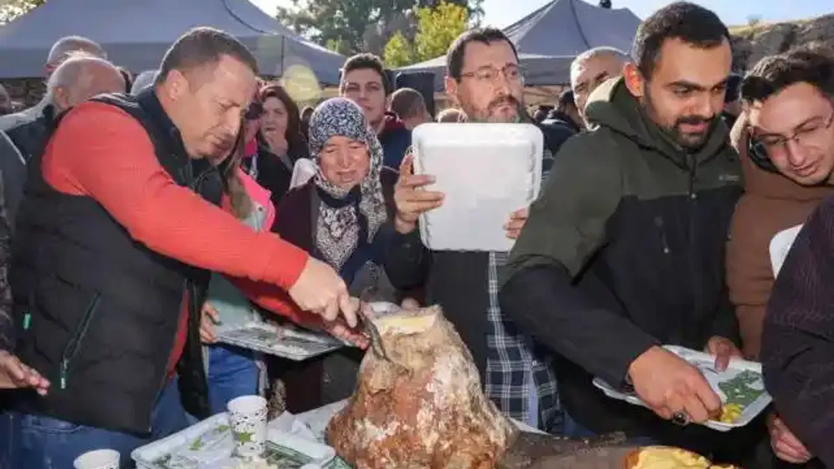 Konya Meram'ın geleneği lezzet şölenine dönüştü